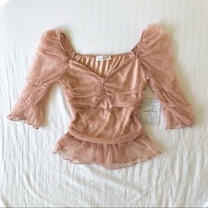 SOLD🌷Rushed polka dot pink blouse 🌷